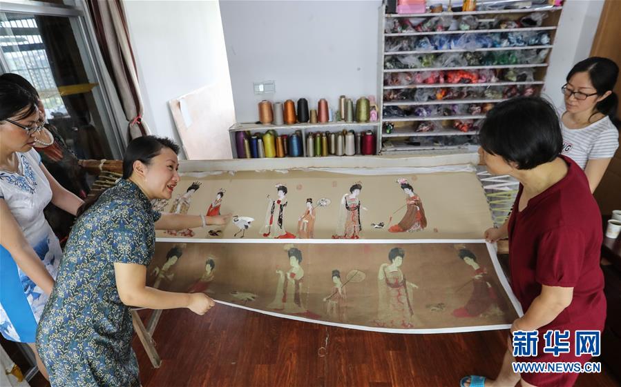 大力提升城市發展能級 打造高品質生活宜居地&mdash;&mdash;市政協委員圍繞